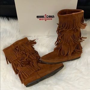 Minnetonka 3 layer fringe boots
